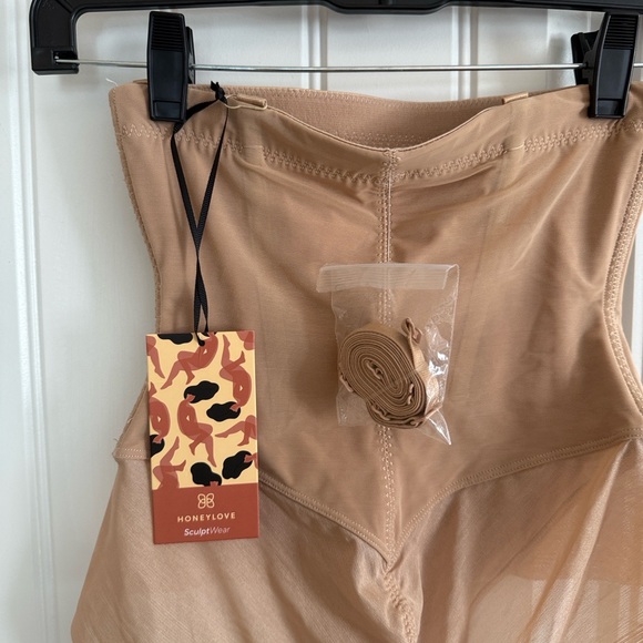 NWT Honeylove queen brief in sand size xs - Picture 11 of 11